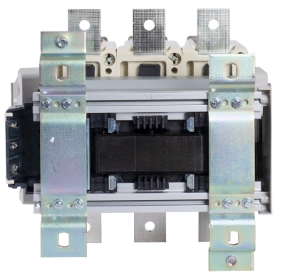 Контактор E.Next e.industrial.ukc.630.220 – 3p, 630 A, 220 V AC, 1 NO